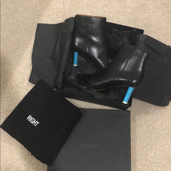 ♦️SOLD Vetements black ankle boots w blue heel sz.40 - Picture 4 of 8
